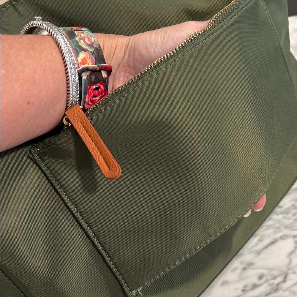 Erin Condren Cream and Tan Work bag - Picture 11 of 11